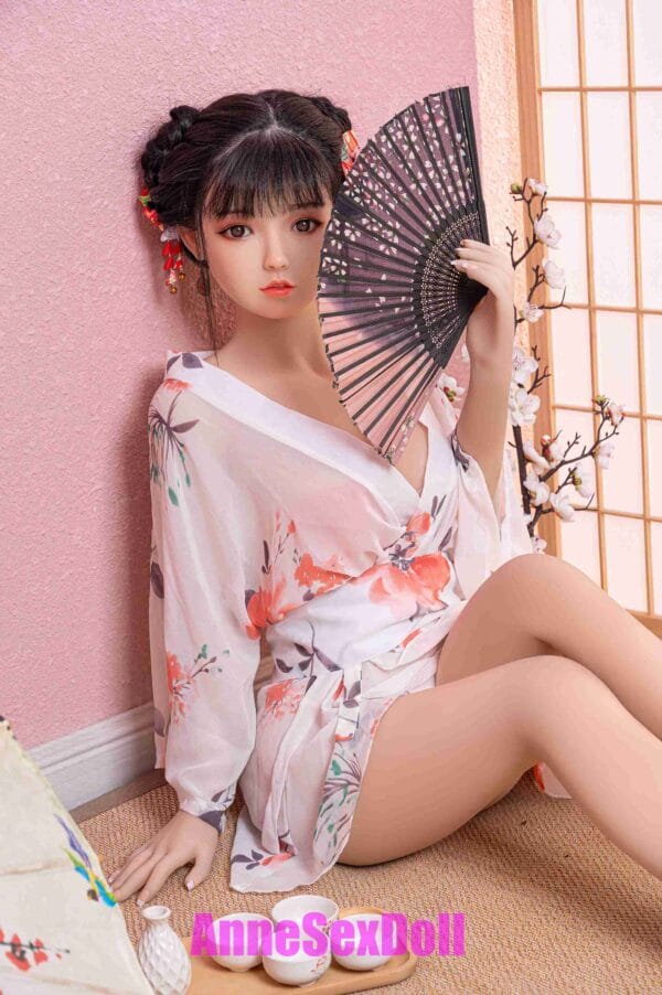 B-cup Japanese Tpe Sex Doll